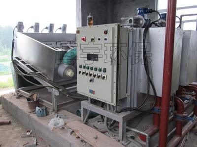疊螺式污泥脫水機 疊螺式污泥脫水機