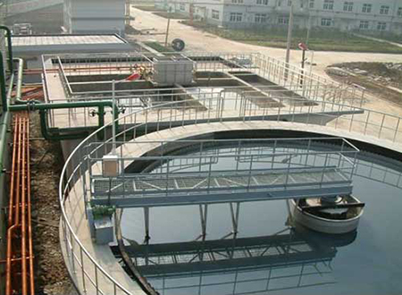 博宇環(huán)保-半橋式周邊傳動刮泥機(jī).jpg 博宇環(huán)保-半橋式周邊傳動刮泥機(jī).jpg