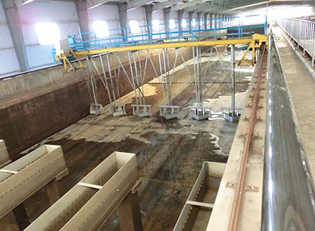 博宇環保-行車式虹吸泥機.jpg 博宇環保-行車式虹吸泥機.jpg